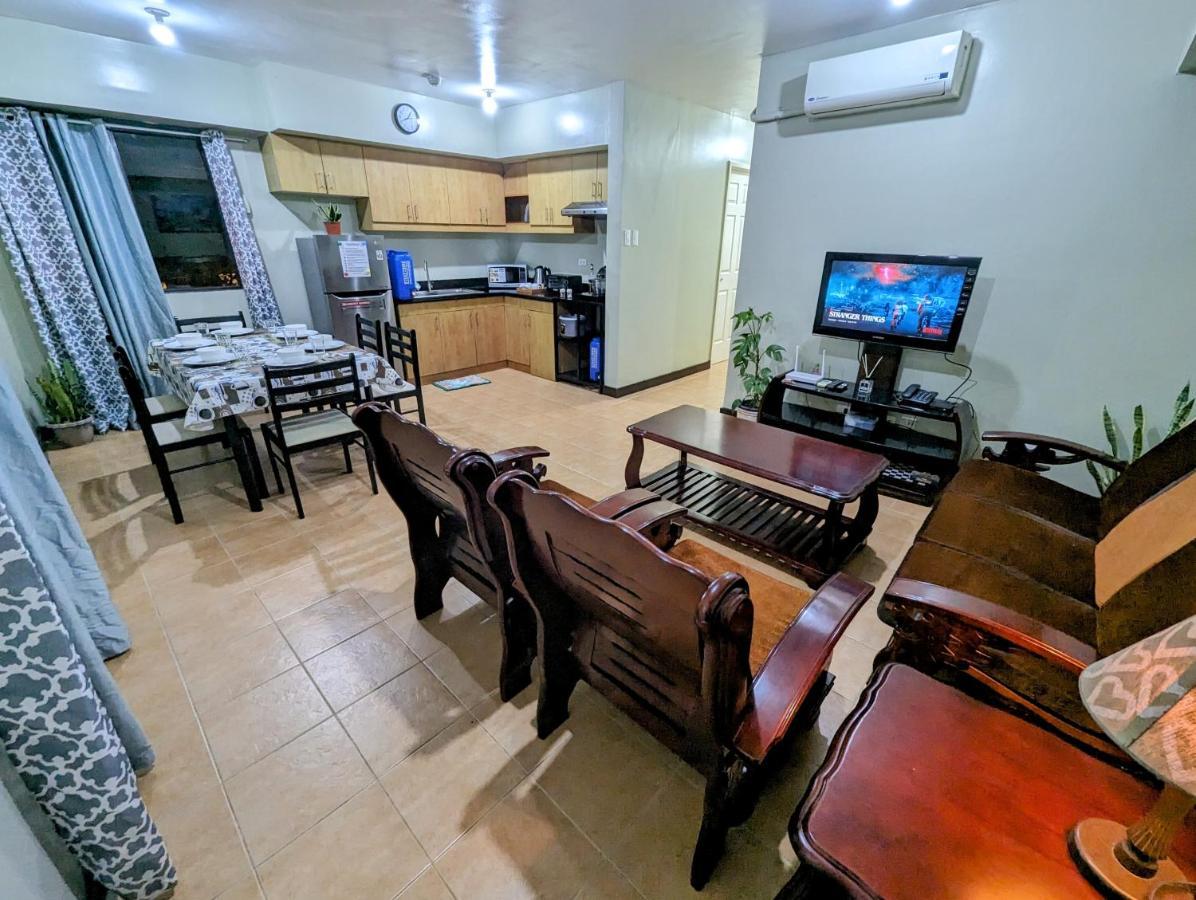 Acacia Estates' The Getaway Taguig Jade Tower Lägenhet Manila Exteriör bild